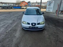 Silber Gebraucht 2004 Seat Ibiza Reference Limousine | 450 € (Guter Preis)