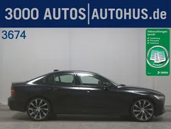 Onyx black / (metallic) Gebraucht 2020 Volvo S60 R-Design Limousine | 24.980 € (Guter Preis)
