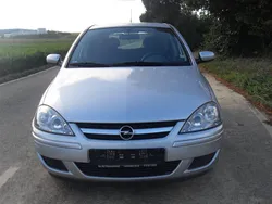 Grau Gebraucht 2005 Opel Corsa Kleinwagen | 1.190 € (Fairer Preis)