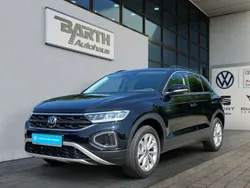 Schwarz Neu 2025 VW T-Roc Life SUV | 32.990 € (Guter Preis)