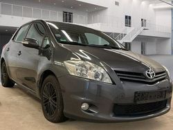 Grau Gebraucht 2010 Toyota Auris Edition Limousine | 3.499 € (Fairer Preis)