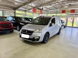 Grau Gebraucht 2016 Peugeot Partner Comfort plus Van / Kleinbus | 6.390 €