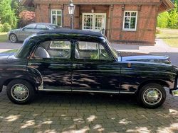 Schwarz Gebraucht 1959 Mercedes 180 Limousine | 24.000 €