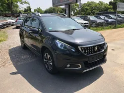 Schwarz Gebraucht 2018 Peugeot 2008 Crossway SUV | 9.980 € (Fairer Preis)