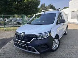 Weiß Gebraucht 2022 Renault Kangoo Rapid Extra Van / Kleinbus | 16.990 € (Guter Preis)