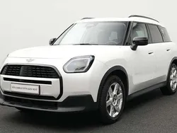 Weiß Gebraucht 2024 Mini Countryman Classic SUV | 31.451 € (Fairer Preis)