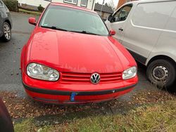 Rot Gebraucht 1999 VW Golf IV Kleinwagen | 900 € (Guter Preis)