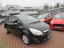 Schwarz Gebraucht 2011 Opel Meriva Design Edition Van / Kleinbus | 6.490 € (Etwas zu teuer)