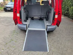 Rot Gebraucht 2006 VW Caddy Van / Kleinbus | 7.580 € (Teuer)