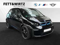 Fluid black mit akzent bmw i blau Gebraucht 2022 BMW i3 Comfort Edition Kleinwagen | 22.690 € (Fairer Preis)