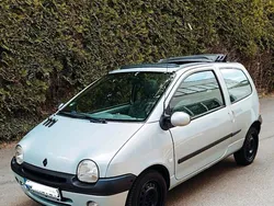 Grau Gebraucht 2005 Renault Twingo Kleinwagen | 2.200 €