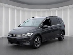 Grau Gebraucht 2020 VW Touran Highline Van / Kleinbus | 22.949 € (Guter Preis)