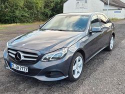 Grau Gebraucht 2014 Mercedes E300 Avantgarde Limousine | 9.799 € (Fairer Preis)