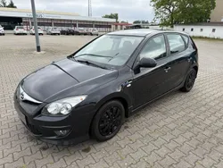 Schwarz Gebraucht 2010 Hyundai i30 Edition+ Limousine | 4.490 € (Etwas zu teuer)