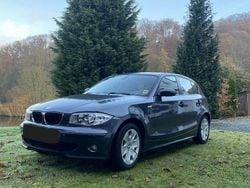 Grau Gebraucht 2006 BMW 118 Kleinwagen | 2.500 € (Superpreis)
