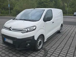 Weiß Gebraucht 2021 Citroën Jumpy Van / Kleinbus | 13.685 € (Superpreis)