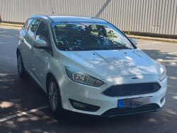 Weiß Gebraucht 2014 Ford Focus Kombi | 5.800 € (Fairer Preis)
