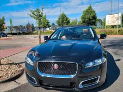 Schwarz Gebraucht 2014 Jaguar XJL Limousine | 19.500 €