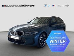 Arctic race blue metallic Gebraucht 2025 BMW 330e M Sport Kombi | 55.885 € (Etwas zu teuer)