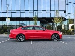 Rot Gebraucht 2017 Volvo S90 Momentum Limousine | 20.300 € (Guter Preis)