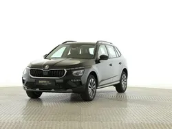 Blackmagic perleffekt Neu 2025 Skoda Kamiq Tour SUV | 27.930 € (Teuer)