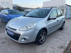 Silber Gebraucht 2013 Renault Clio IV Expression Limousine | 4.497 € (Fairer Preis)