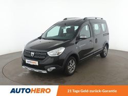 Schwarz Gebraucht 2019 Dacia Dokker Stepway Van / Kleinbus | 15.750 € (Teuer)