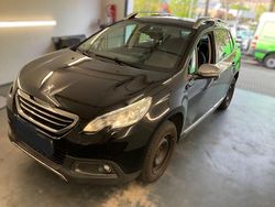 Schwarz Gebraucht 2015 Peugeot 2008 Allure SUV | 12.000 €