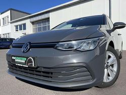 Grau Gebraucht 2021 VW Golf VIII Life Kombi | 16.460 € (Fairer Preis)