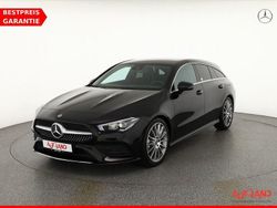 Schwarz Gebraucht 2022 Mercedes CLA200 Shooting Brake AMG line Kombi | 31.990 € (Fairer Preis)