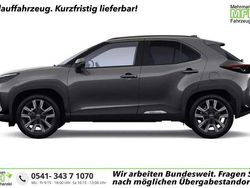 Marlingrau metallic Neu 2025 Toyota Yaris Cross Style SUV | 28.759 € (Fairer Preis)