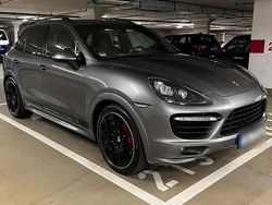 Grau Gebraucht 2012 Porsche Cayenne SUV | 22.900 € (Etwas zu teuer)