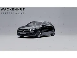 Schwarz Gebraucht 2021 Mercedes A250 Business Limousine | 24.900 € (Fairer Preis)