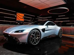 Silber Gebraucht 2019 Aston Martin V8 Vantage Coupé | 134.900 € (Teuer)
