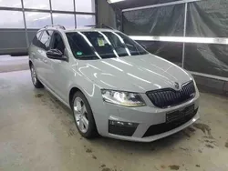 Grau Gebraucht 2015 Skoda Octavia Sport Limousine | 10.790 € (Fairer Preis)