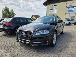 Schwarz Gebraucht 2010 Audi A3 Sportback Attraction Kleinwagen | 5.490 € (Guter Preis)