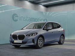 Grau Gebraucht 2022 BMW 225 Active Tourer Van / Kleinbus | 33.749 € (Fairer Preis)