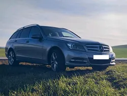 Silber Gebraucht 2011 Mercedes C180 Kombi | 5.800 €