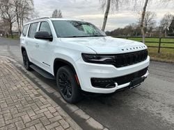 Grau Gebraucht 2022 Jeep Wagoneer SUV | 61.999 €