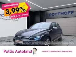 Schwarz Gebraucht 2022 VW Golf VIII Style Limousine | 18.577 € (Guter Preis)