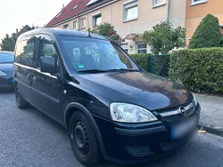 Schwarz Gebraucht 2009 Opel Combo Van / Kleinbus | 2.800 €
