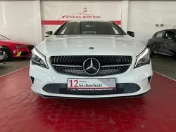 Weiss Gebraucht 2017 Mercedes CLA250 Shooting Brake Kombi | 21.900 € (Fairer Preis)