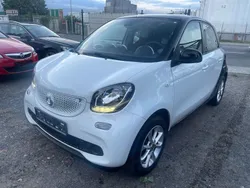 Weiß Gebraucht 2015 Smart ForFour Basis Limousine | 6.500 € (Etwas zu teuer)