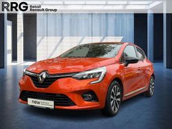 Orange Gebraucht 2022 Renault Clio V Zen Limousine | 9.990 € (Superpreis)