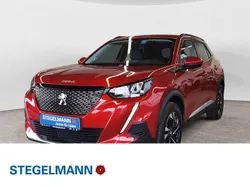 Rot Gebraucht 2021 Peugeot 2008 Allure SUV | 18.810 € (Guter Preis)