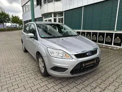 Silber Gebraucht 2009 Ford Focus Style Kombi | 2.900 € (Fairer Preis)