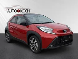 Rot Neu 2025 Toyota Aygo Kleinwagen | 19.940 €