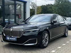 Schwarz Gebraucht 2022 BMW 730 Performance Limousine | 58.900 € (Etwas zu teuer)