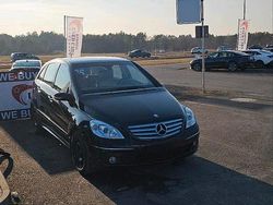 Schwarz Gebraucht 2005 Mercedes B170 Van / Kleinbus | 2.100 € (Fairer Preis)