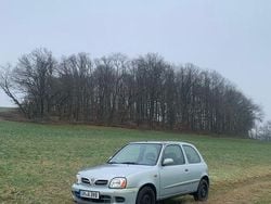 Grau Gebraucht 2001 Nissan Micra Comfort Limousine | 1.000 € (Guter Preis)